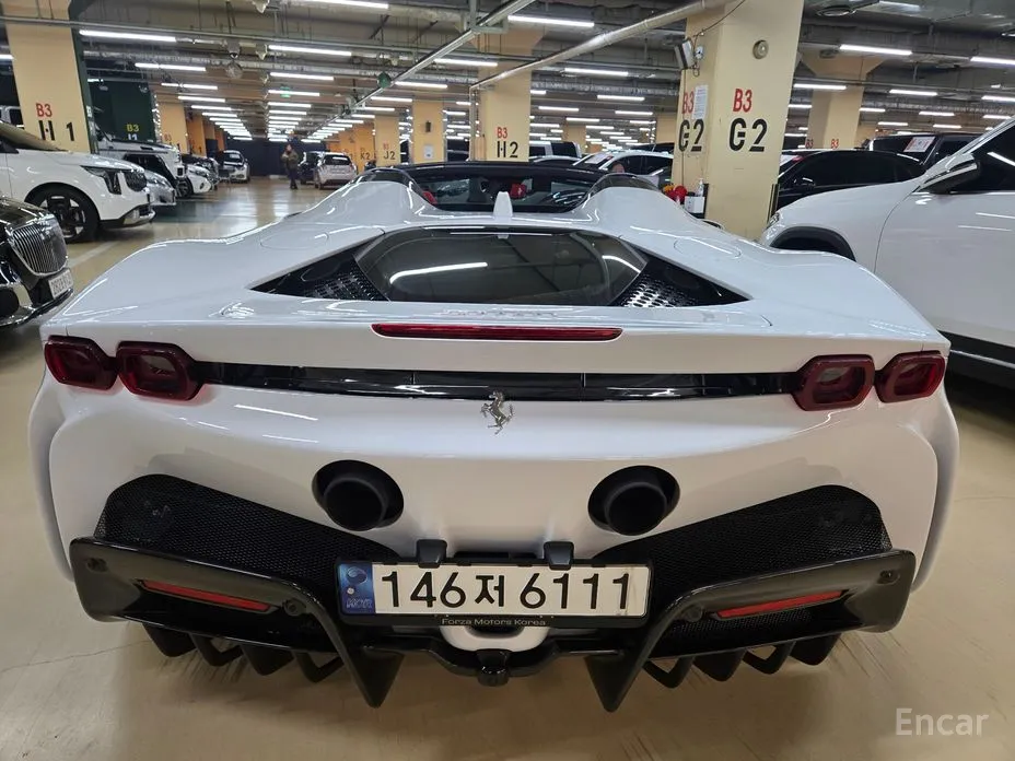 Фото 17 - Ferrari SF90