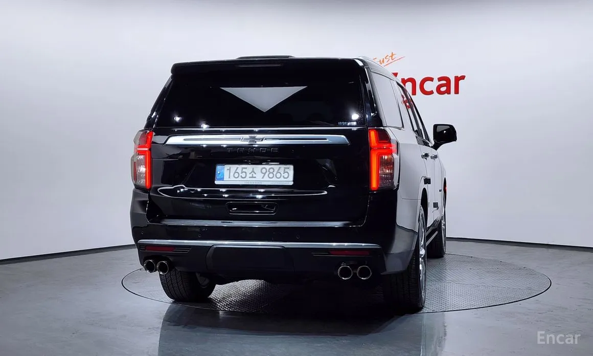 Фото 4 - Chevrolet Tahoe