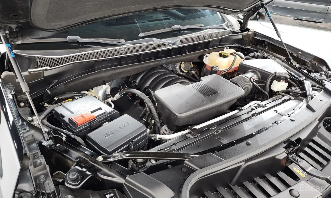 Фото 6 - Chevrolet Tahoe