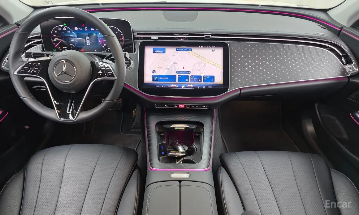 Фото 7 - Mercedes-Benz E-Class