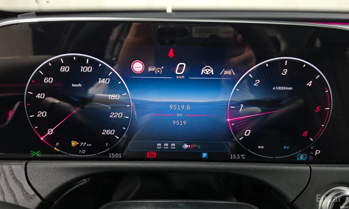 Фото 8 - Mercedes-Benz E-Class