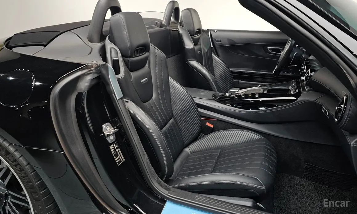 Фото 10 - Mercedes-Benz AMG GT