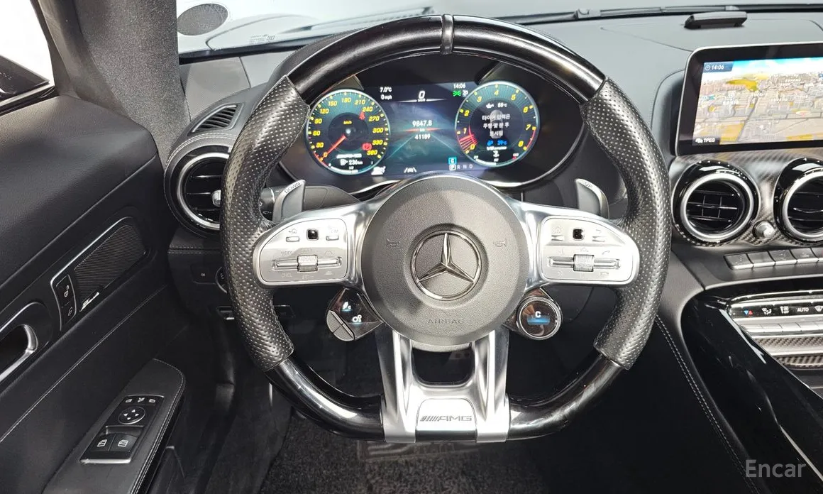 Фото 12 - Mercedes-Benz AMG GT