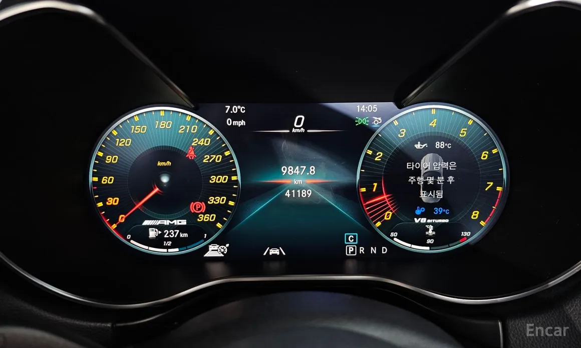 Фото 8 - Mercedes-Benz AMG GT