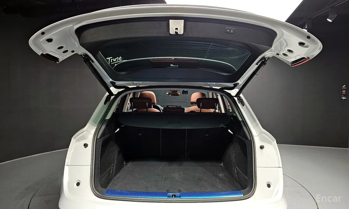 Фото 20 - Audi Q5