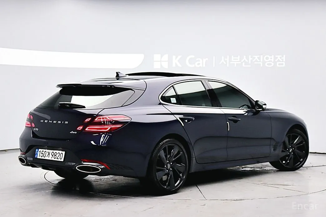 Фото 4 - Genesis G70