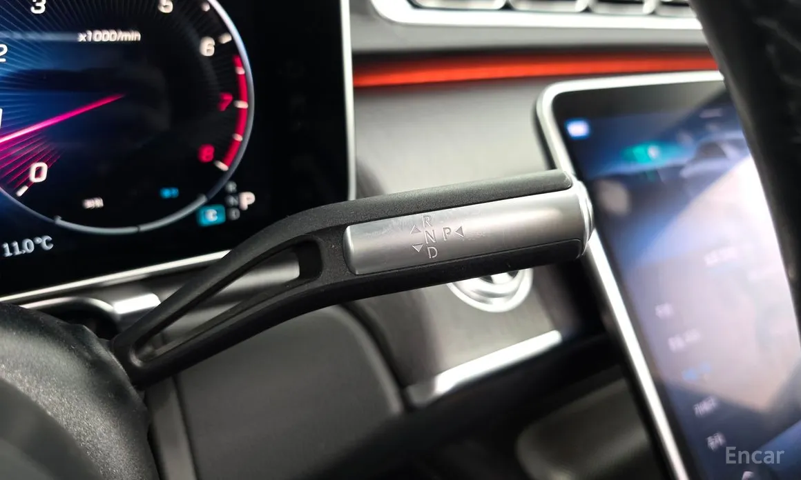 Фото 9 - Mercedes-Benz S-Class