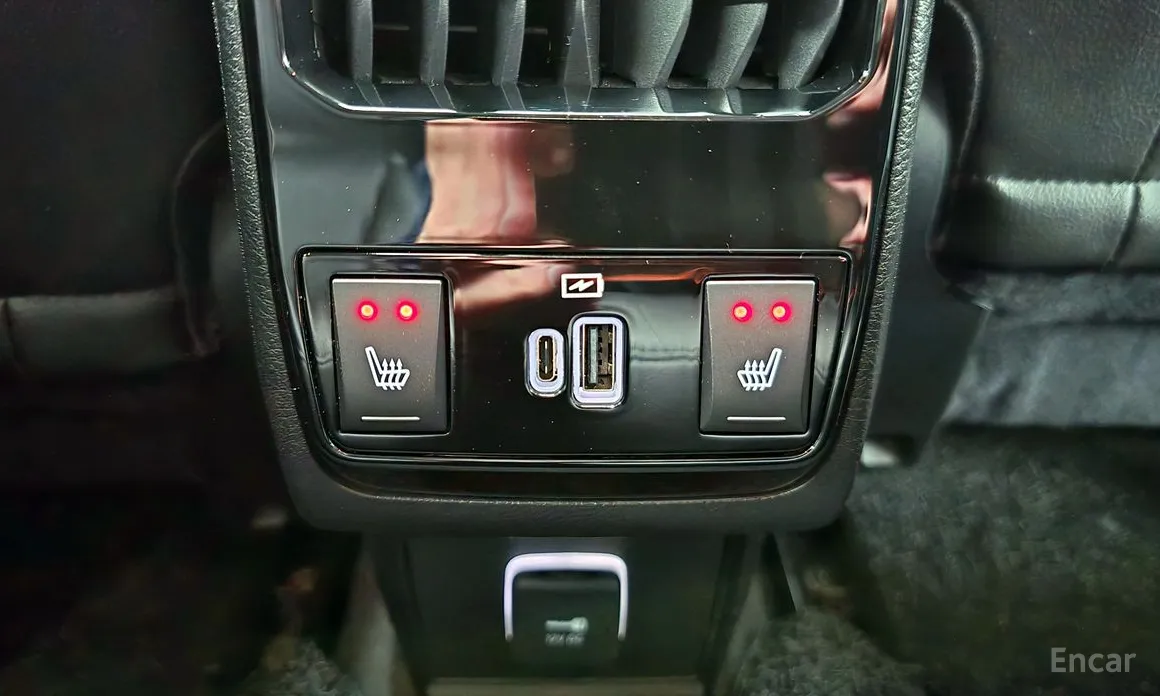 Фото 16 - Jeep Compass