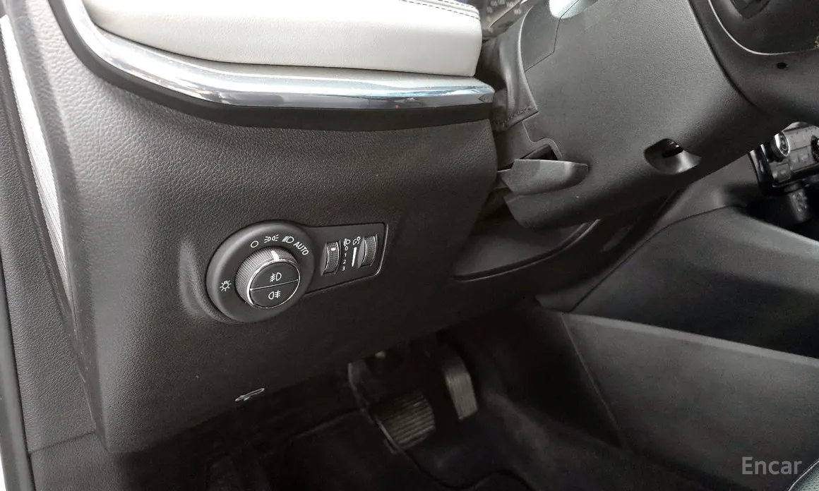 Фото 17 - Jeep Compass