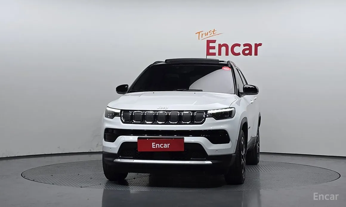 Фото 3 - Jeep Compass