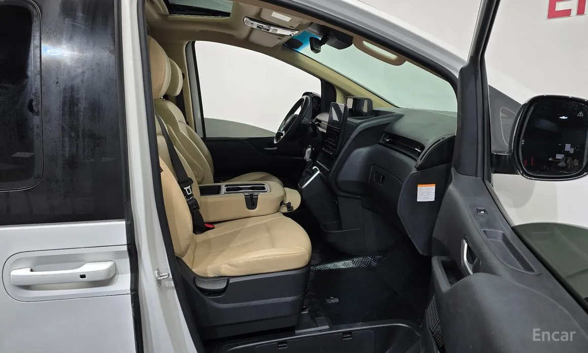 Фото 11 - Hyundai Staria