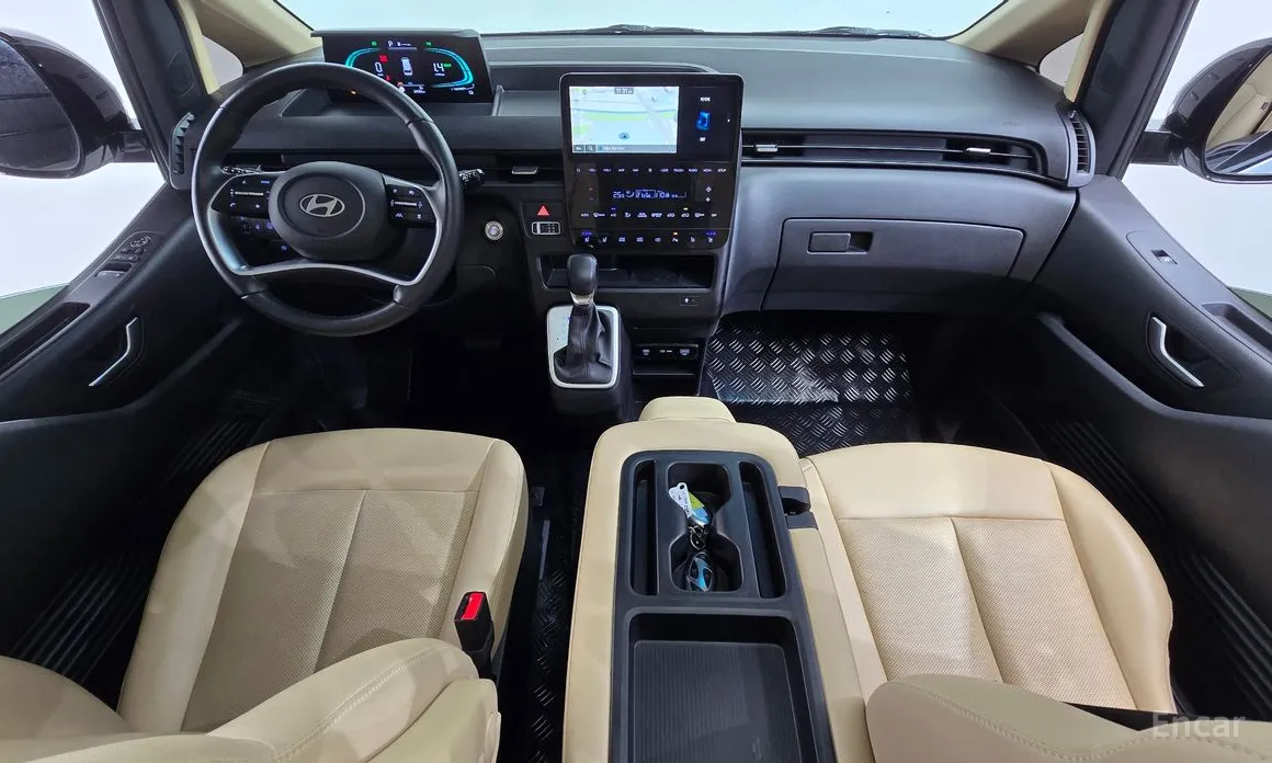 Фото 7 - Hyundai Staria