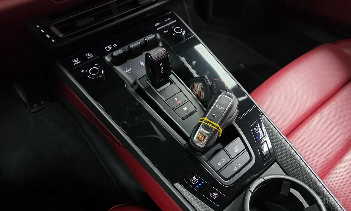 Фото 9 - Porsche 911