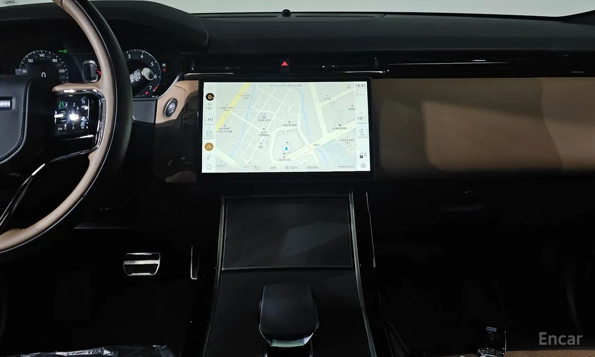 Фото 14 - Land Rover Range Rover Velar