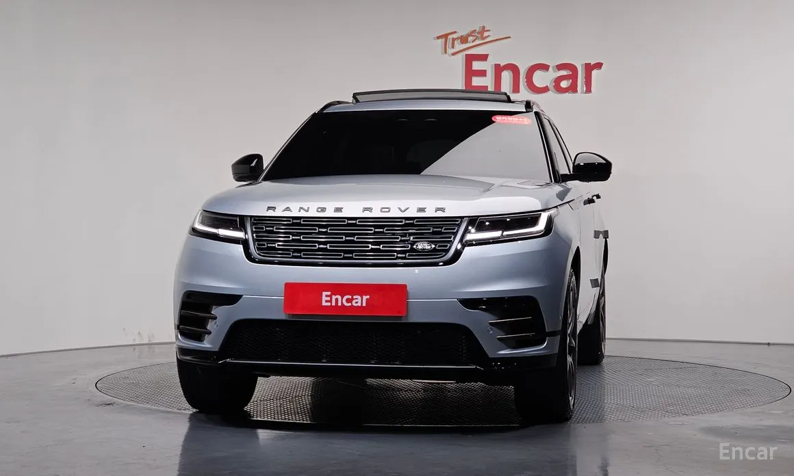 Фото 3 - Land Rover Range Rover Velar