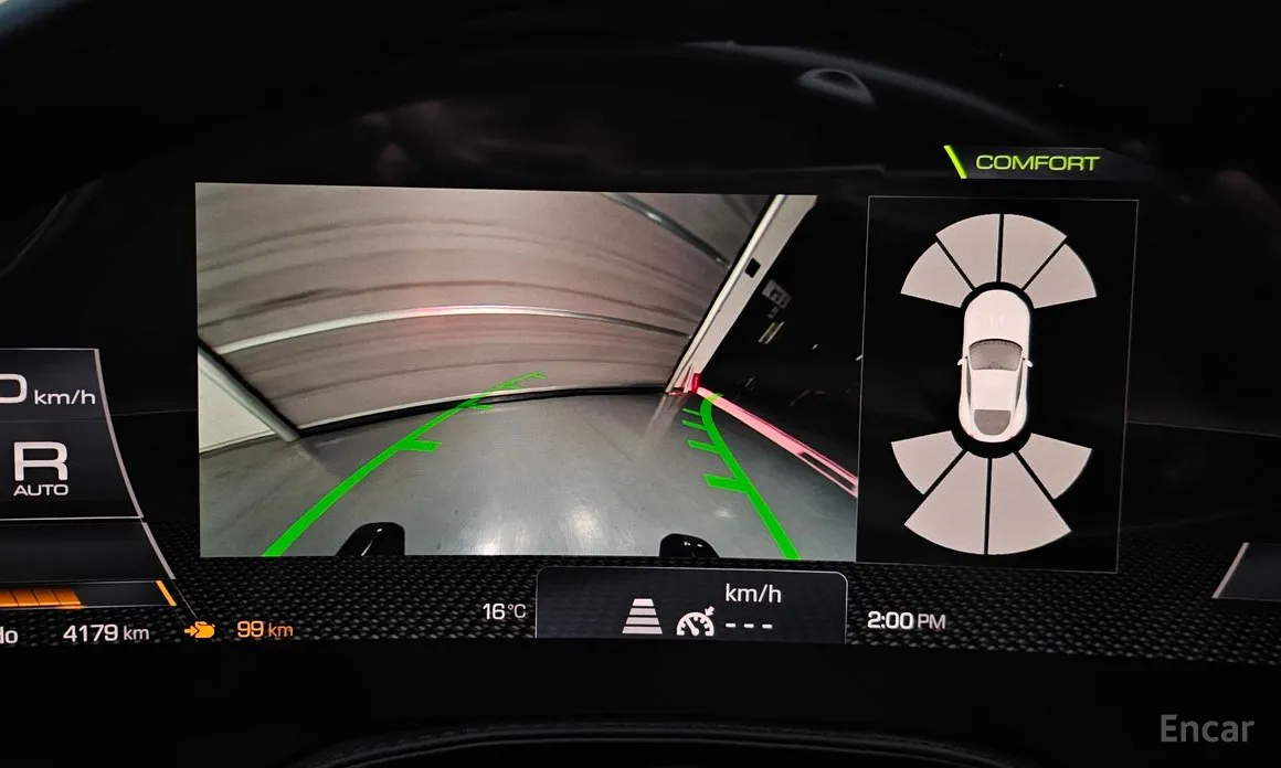 Фото 14 - Ferrari Roma