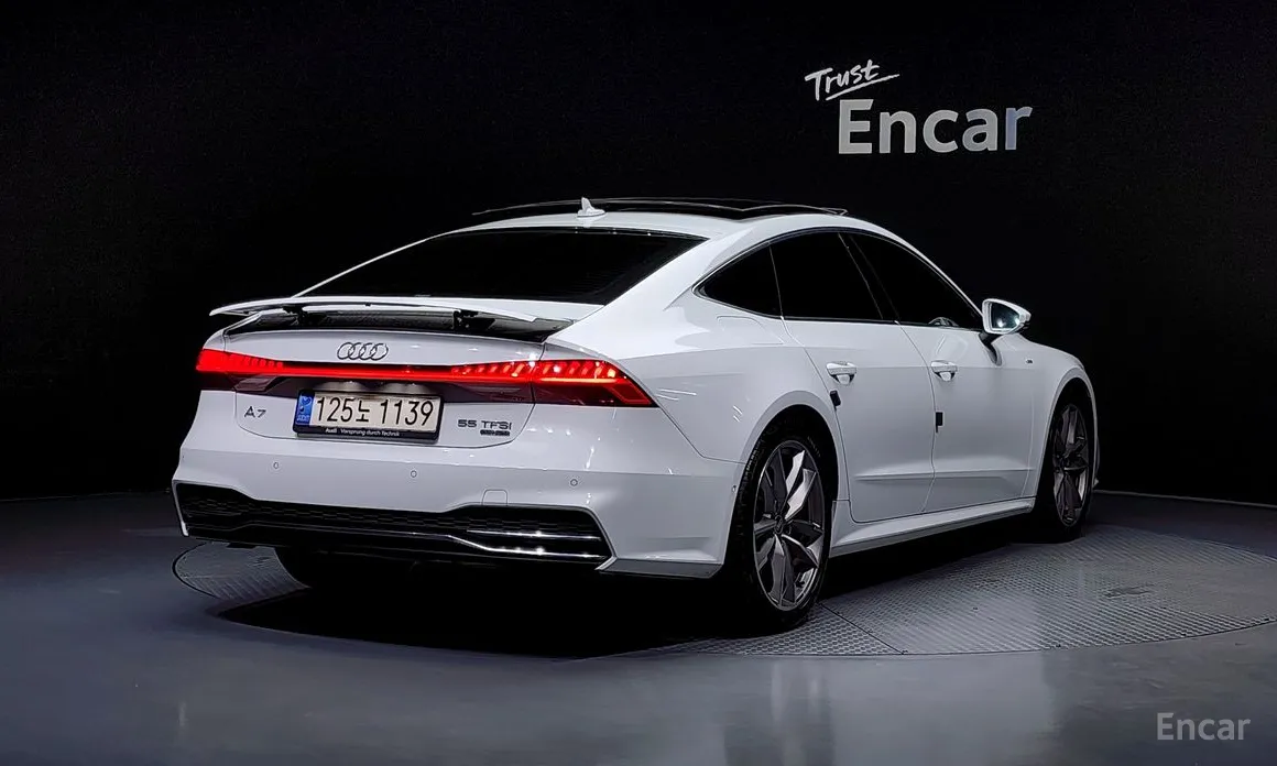 Фото 2 - Audi A7