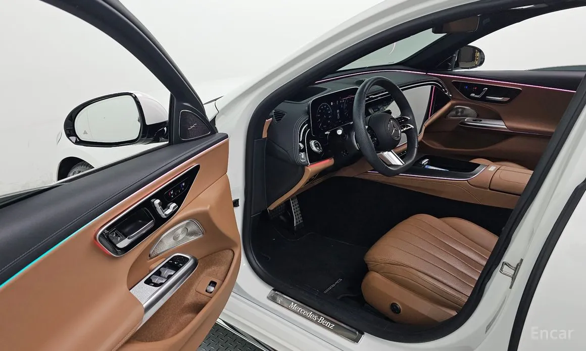 Фото 10 - Mercedes-Benz E-Class