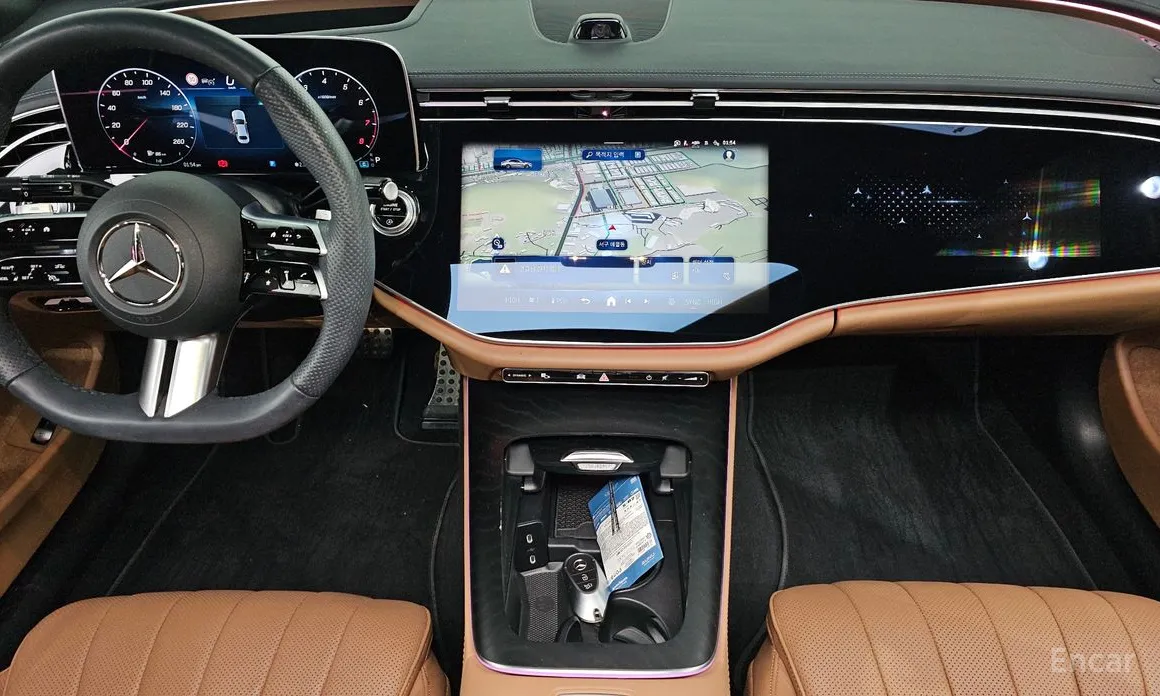 Фото 14 - Mercedes-Benz E-Class