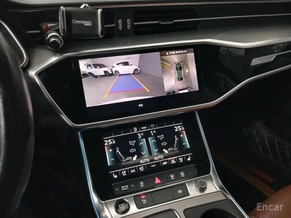 Фото 14 - Audi A6