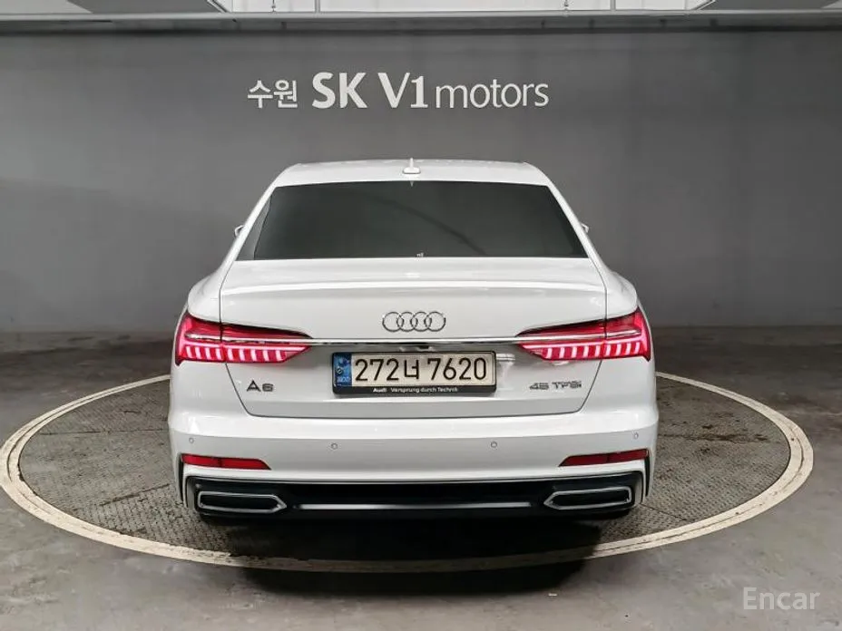 Фото 2 - Audi A6