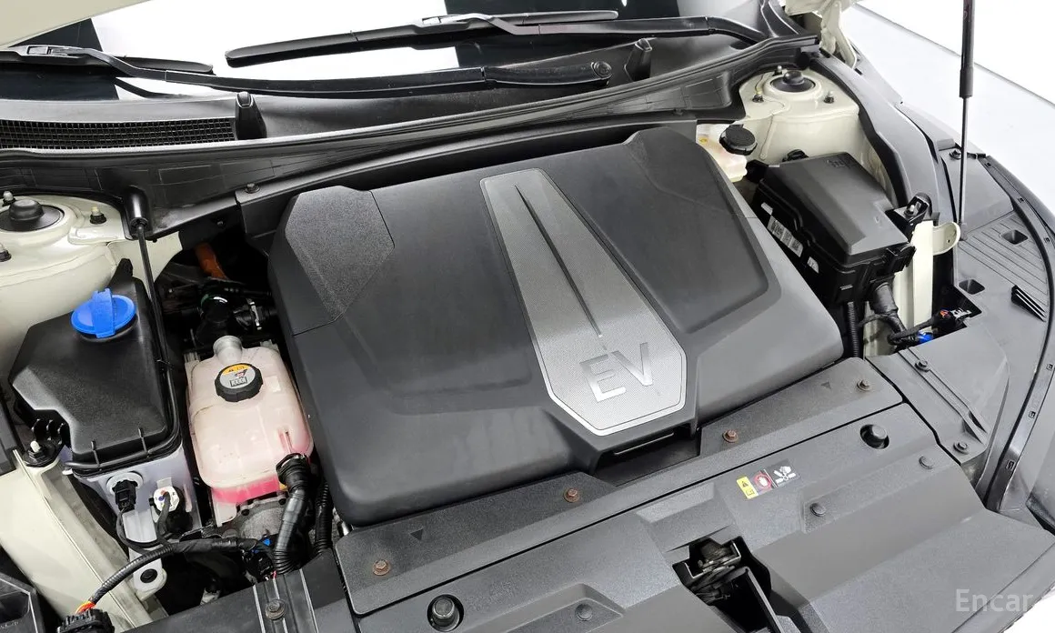 Фото 6 - Kia EV6