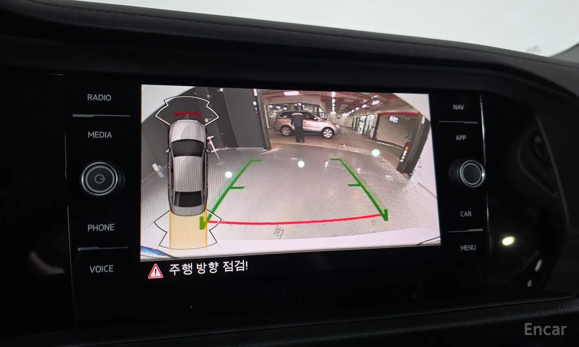 Фото 15 - Volkswagen Jetta