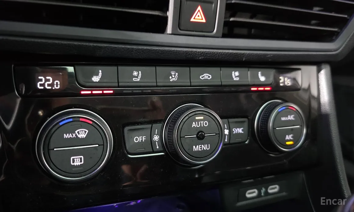 Фото 16 - Volkswagen Jetta