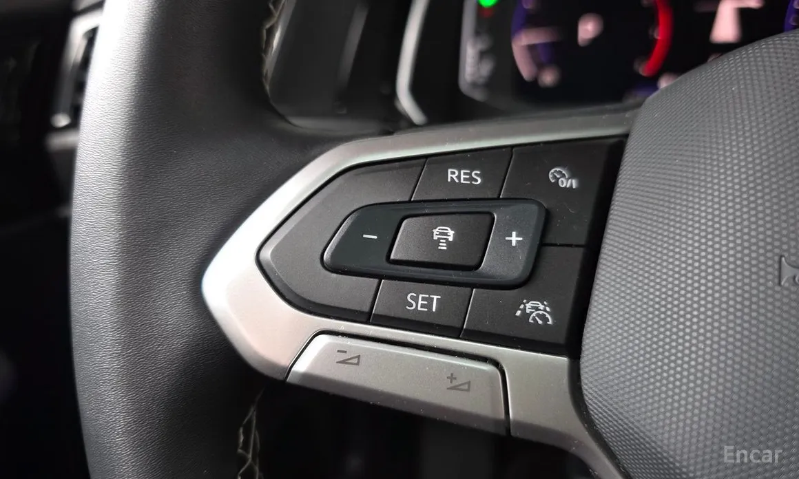 Фото 19 - Volkswagen Jetta