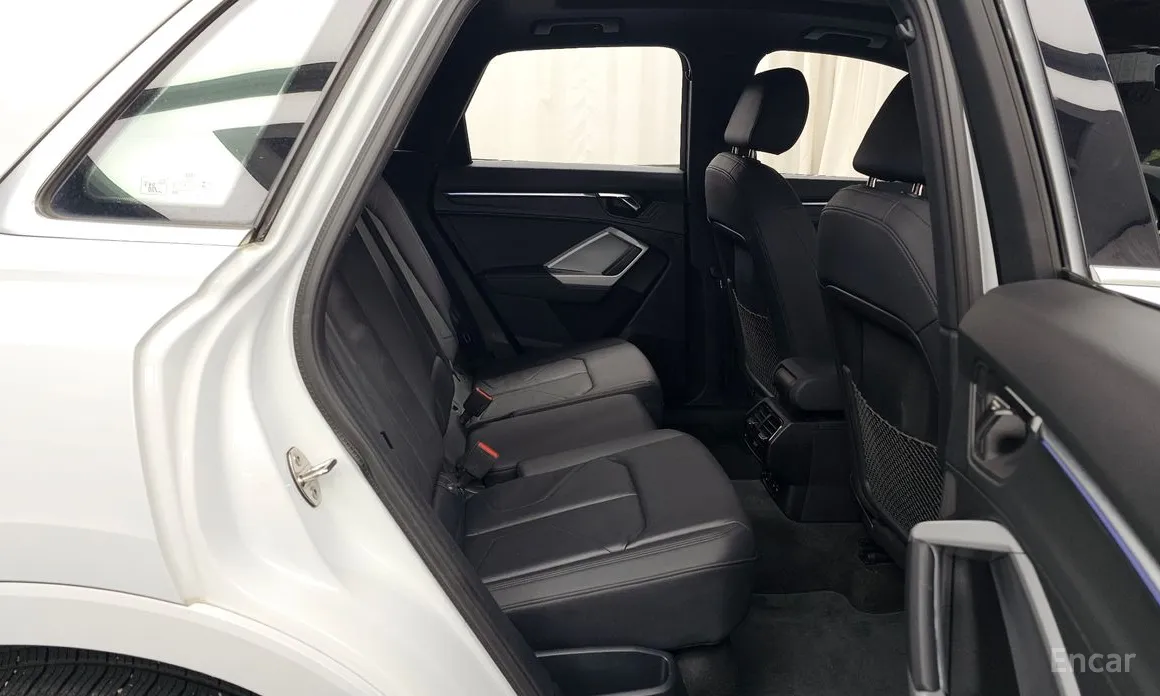 Фото 12 - Audi Q3