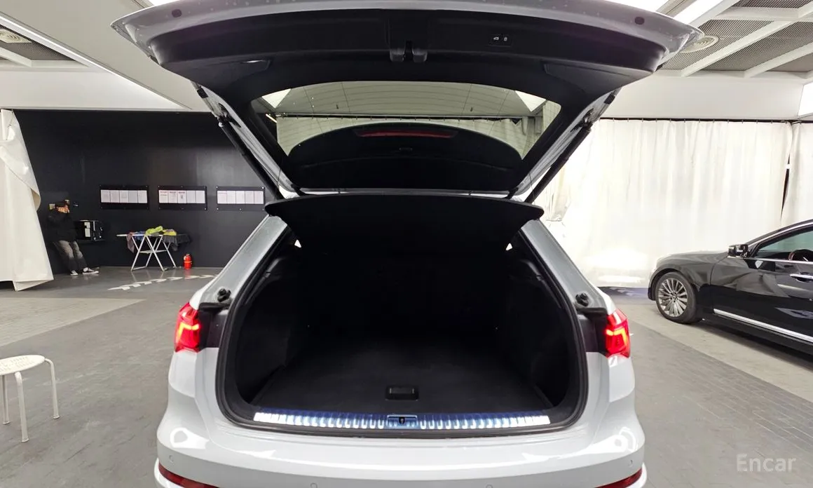 Фото 20 - Audi Q3