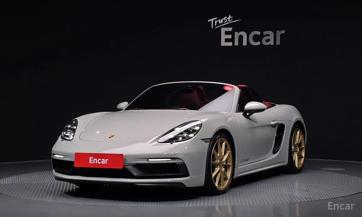 Фото 1 - Porsche 718