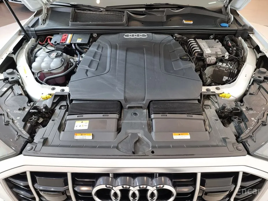 Фото 6 - Audi Q7