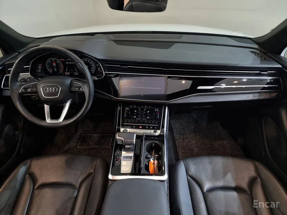 Фото 7 - Audi Q7