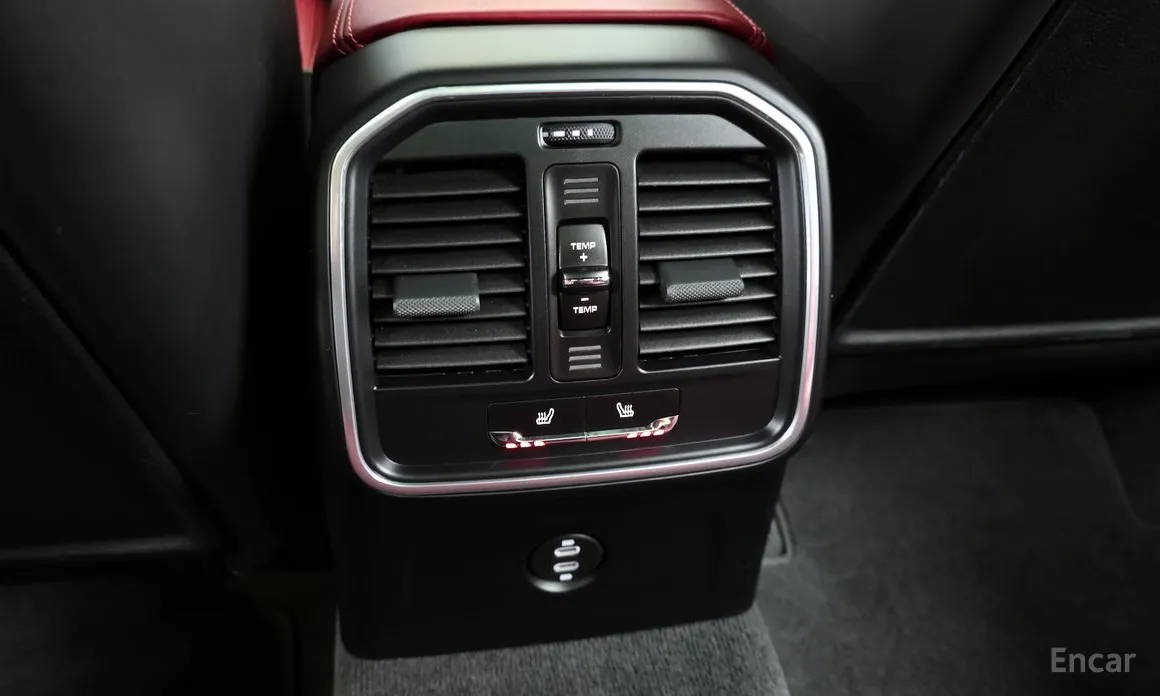 Фото 19 - Porsche Macan