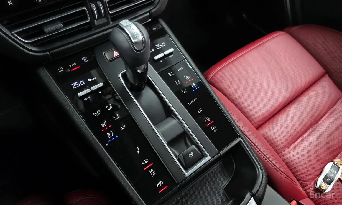 Фото 9 - Porsche Macan