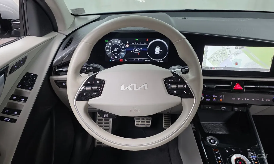 Фото 13 - Kia Niro