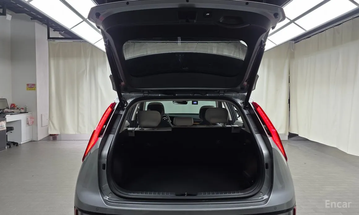 Фото 20 - Kia Niro