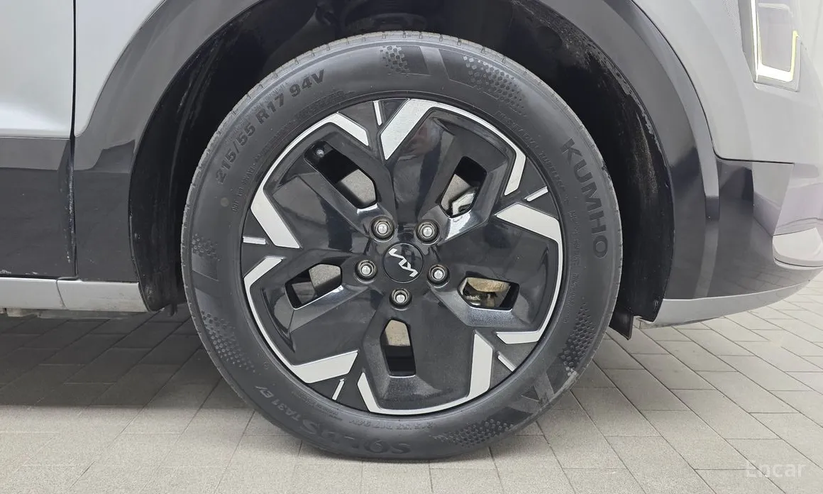 Фото 5 - Kia Niro