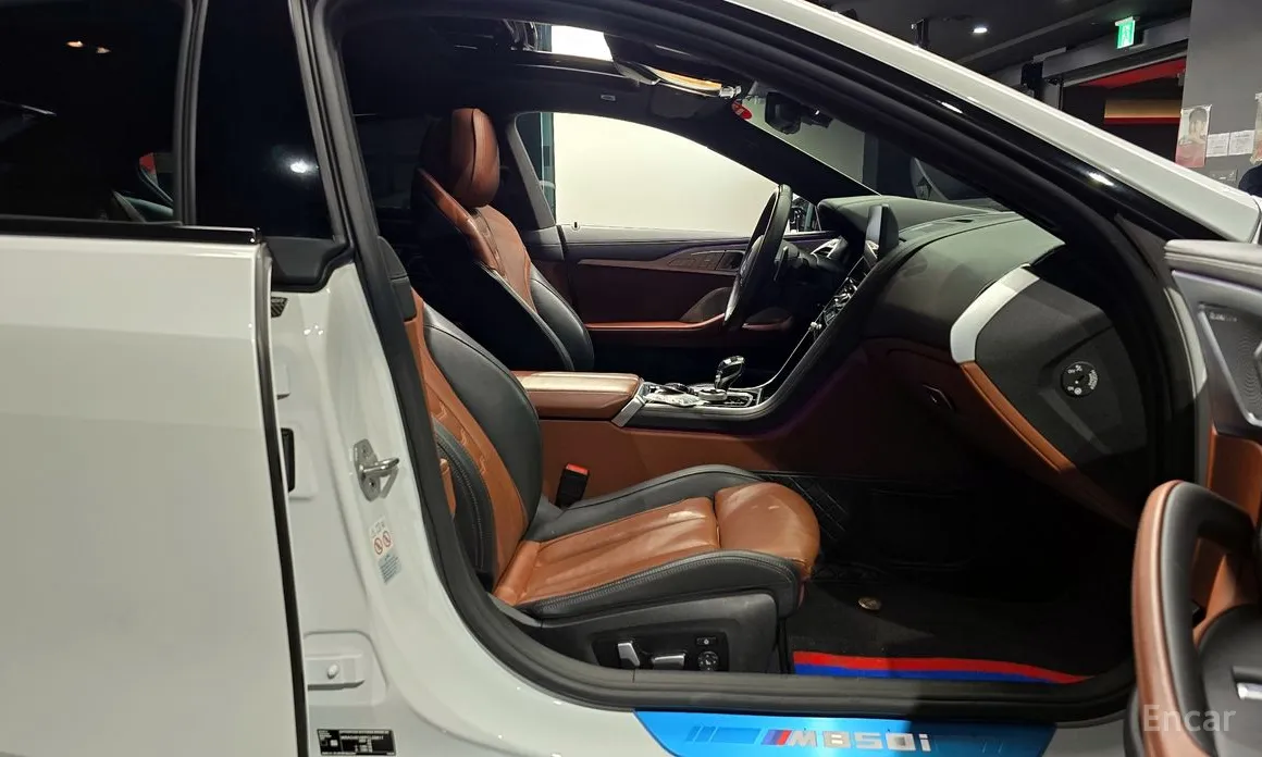 Фото 10 - BMW 8 Series