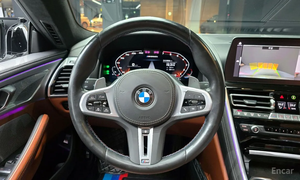 Фото 14 - BMW 8 Series