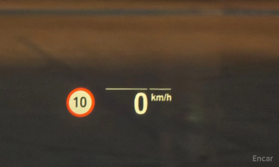 Фото 19 - BMW 8 Series