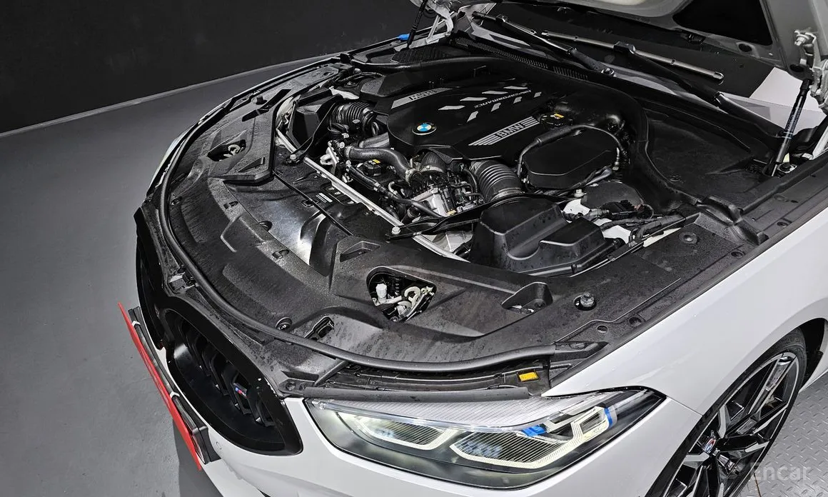 Фото 6 - BMW 8 Series