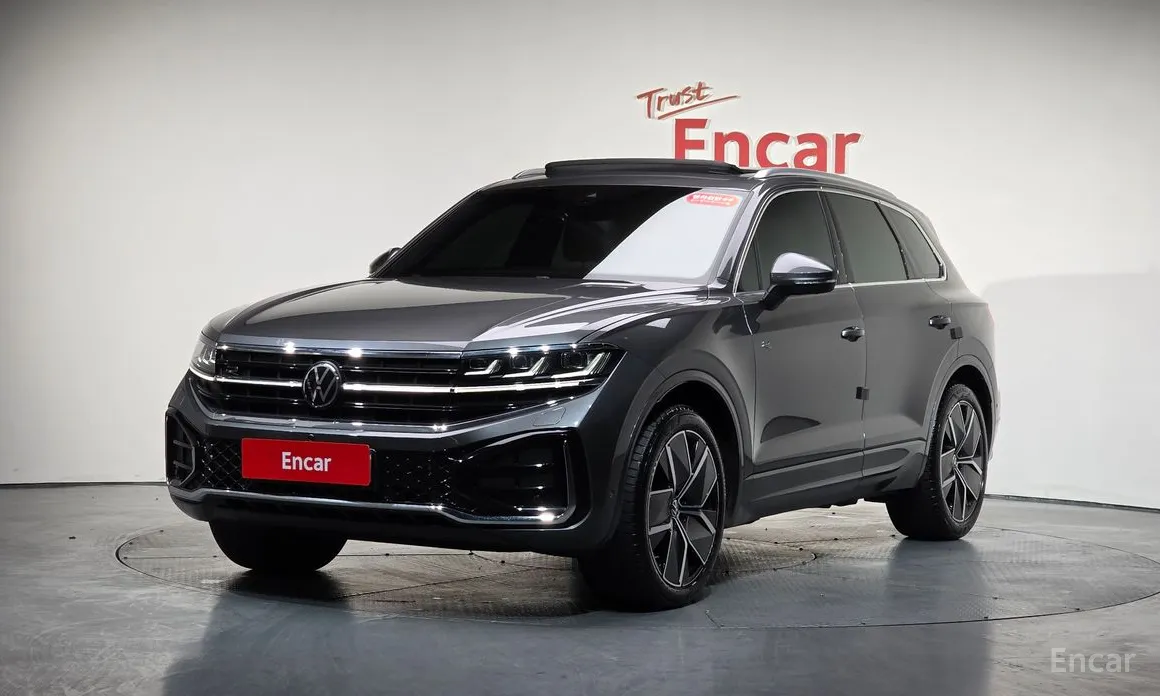 Фото 11 - Volkswagen Touareg