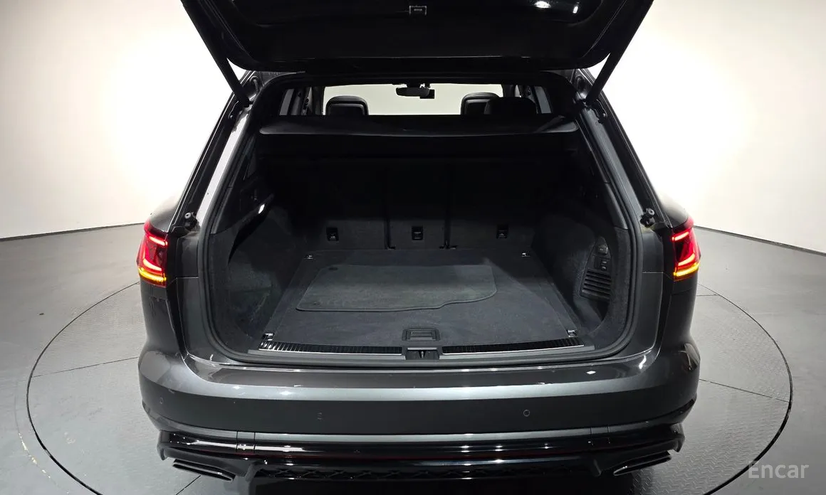 Фото 21 - Volkswagen Touareg