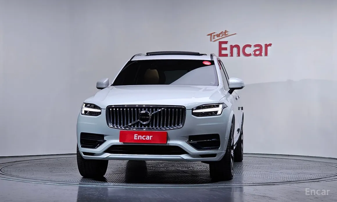 Фото 3 - Volvo XC90