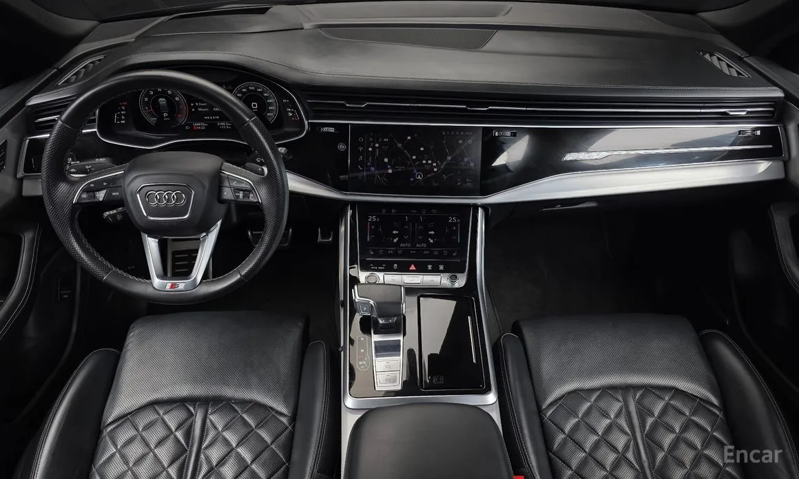 Фото 7 - Audi Q8