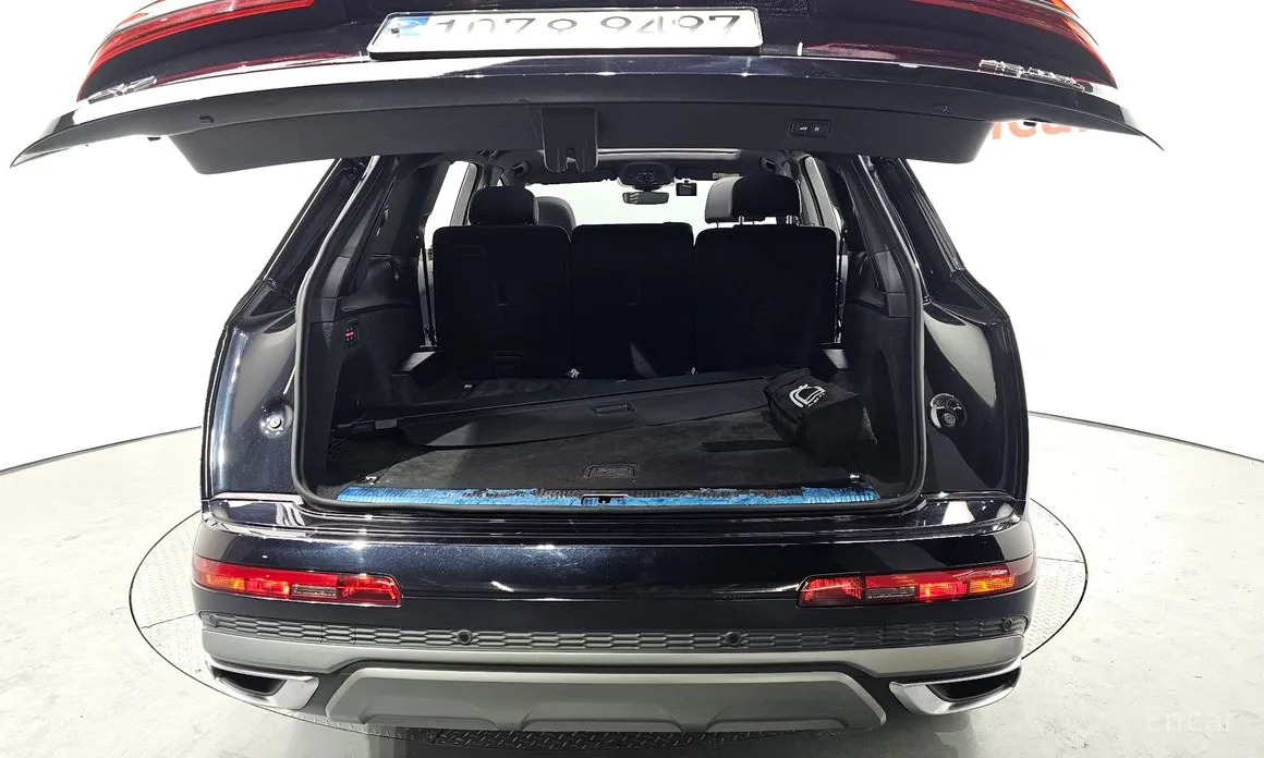 Фото 20 - Audi Q7