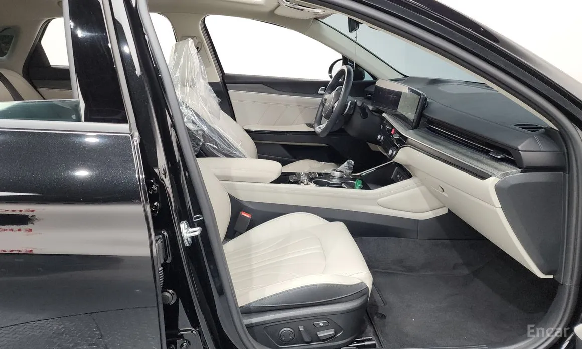 Фото 11 - Kia K5