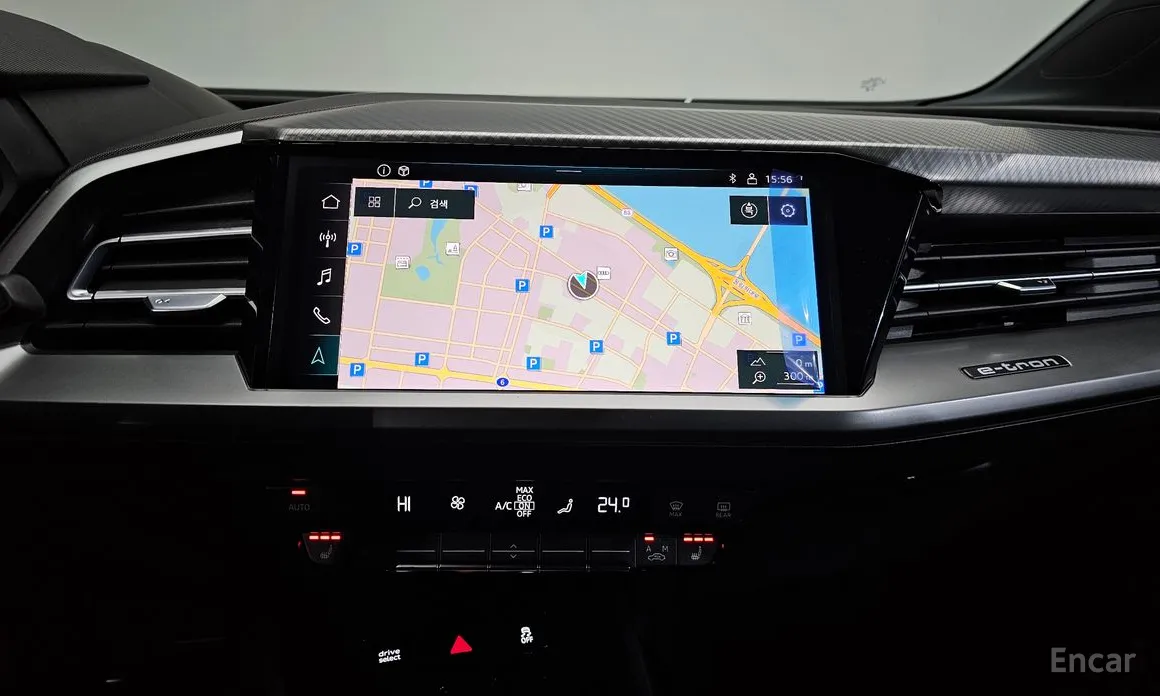 Фото 14 - Audi Q4 e-tron